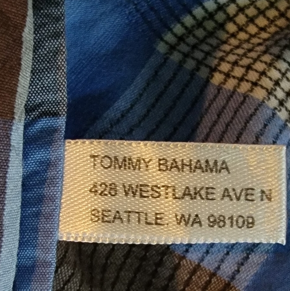 Tommy Bahama XL Men's Plaid Island Modern Fit Button Up Shirt - Picture 6 of 10